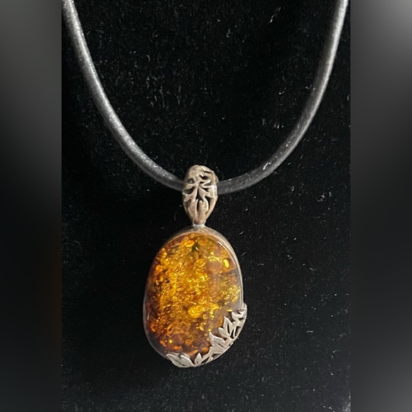 Baltic Amber Stone Cognac Colour Pendant Leather Cord Necklace - Picture 3 of 8